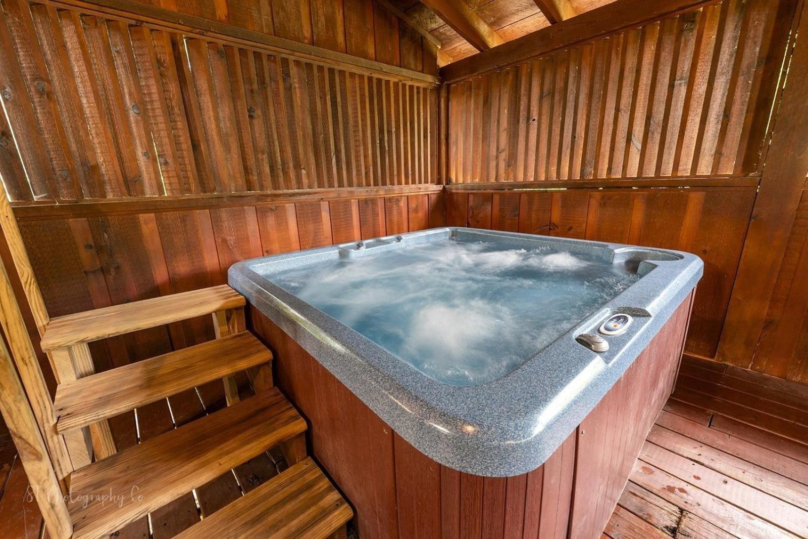 Hibernation Station Cabin Sevierville Exterior foto