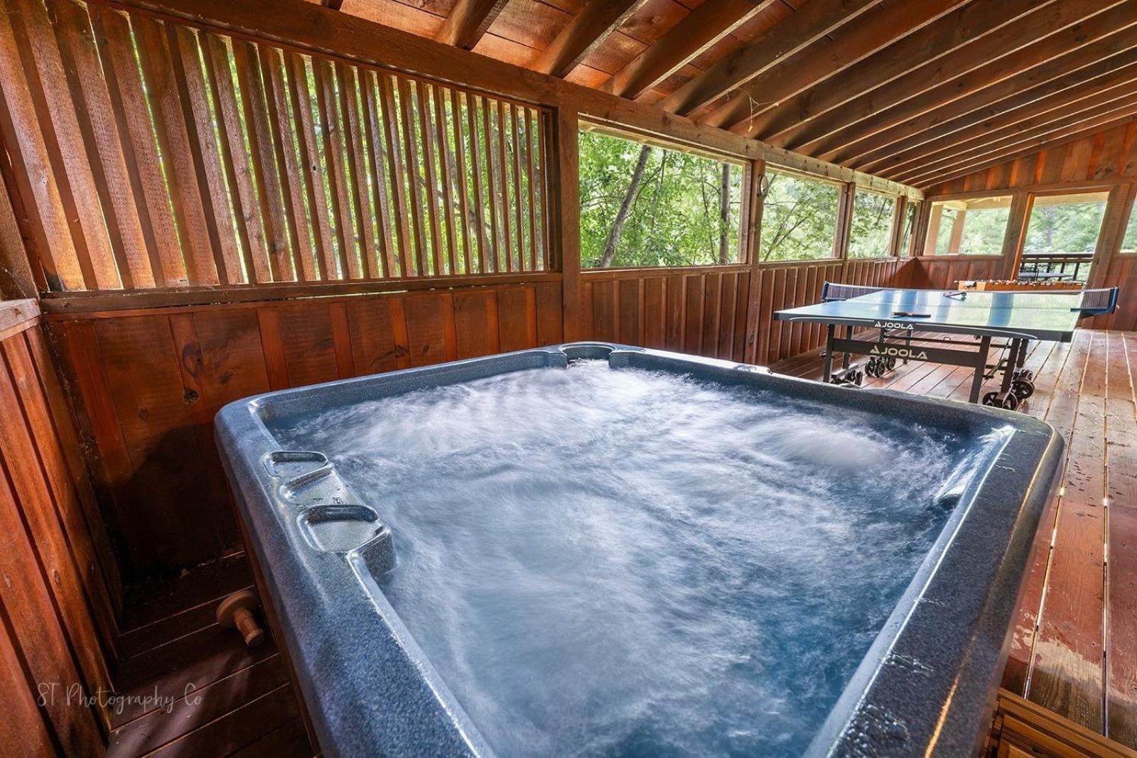 Hibernation Station Cabin Sevierville Exterior foto